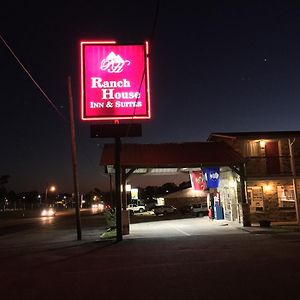 Ranch House Inn & Suites